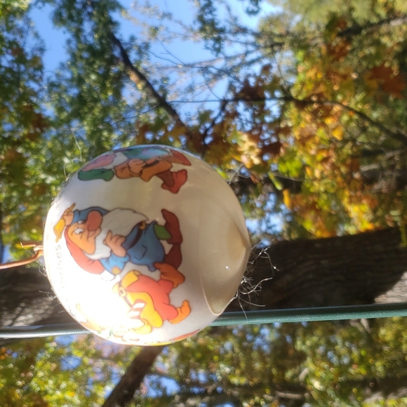 Disney 7 Dwarfs Christmas ball ornament 1982 - Picture 10 of 14